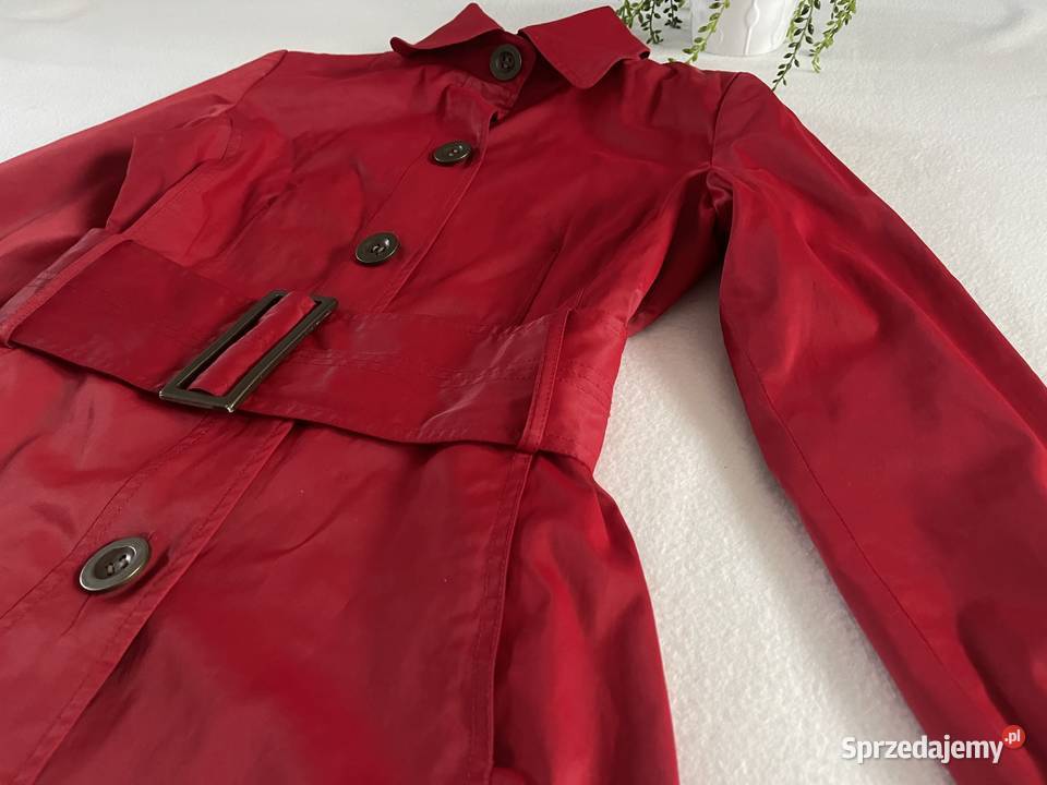 Krótki czerwony płaszcz na wiosnę z kołnierzem i Wiosenna/Jesienna  Poznań