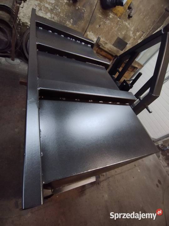 Skrzynia transportowa do ciągnika traktora z