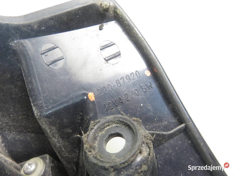 LAMPA PRAWA TYLNA MITSUBISHI OUTLANDER II CWW