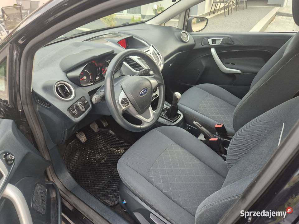 Ford Fiesta mk 7 125 Benzyna Klima Elektryka z Brudzeń Duży
