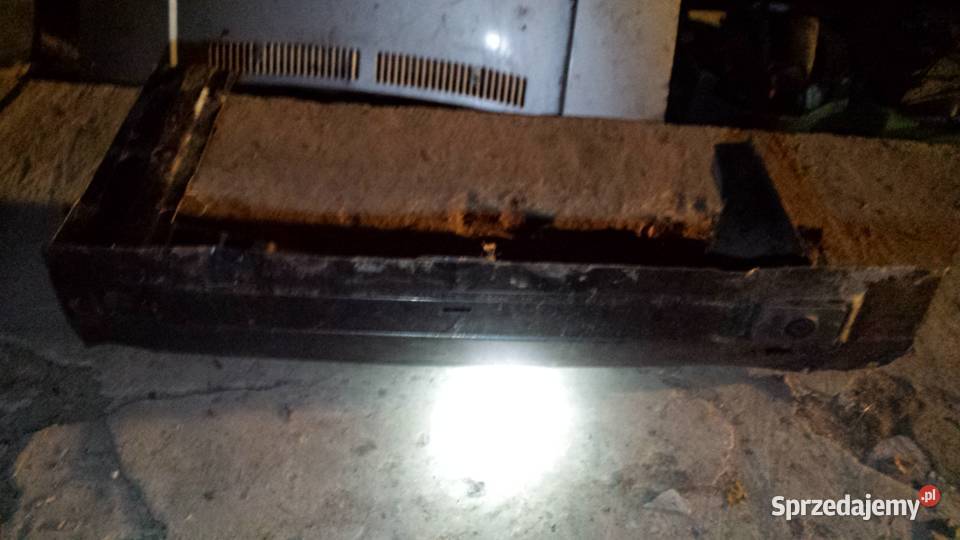 Pas podłużnice tyl BMW E30 osobowe Biłgoraj