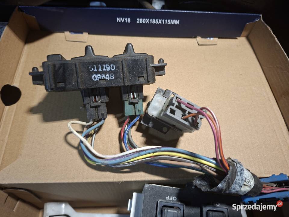 Przełącznik moduł podnoszenia szyb Jeep Grand