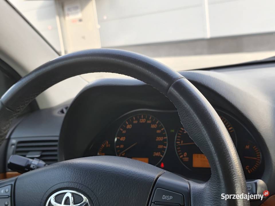 Toyota Avensis LIFT 18 BenzSalon Polska Rok produkcji 2007 Wołomin