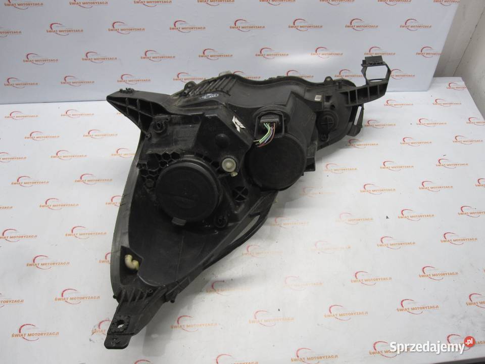 CITROEN DS3 11r lampa prawa przód ANGLIK Kielce