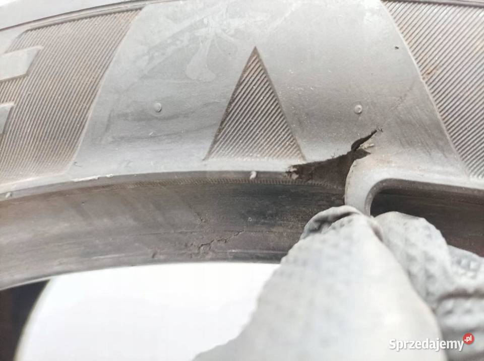 OPONA LETNIA KUMHO ECSTA 91 22540R19 0124643MM świętokrzyskie
