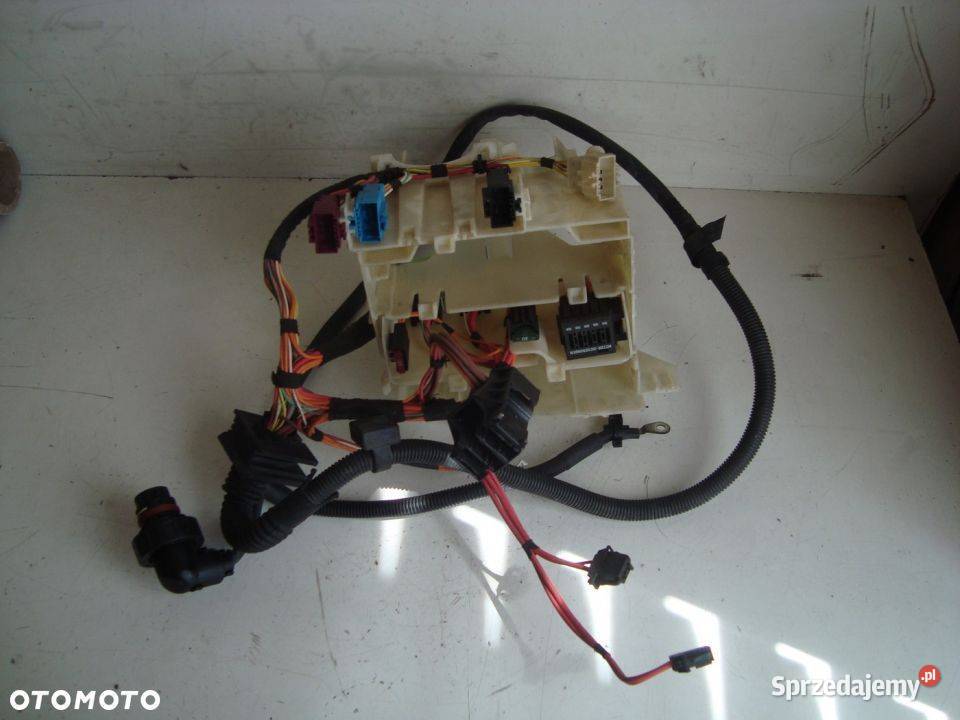 SKRZYNKA PRZEWÓD BMW E90 E60 25i N52 7528940 osobowe Włoszczowa