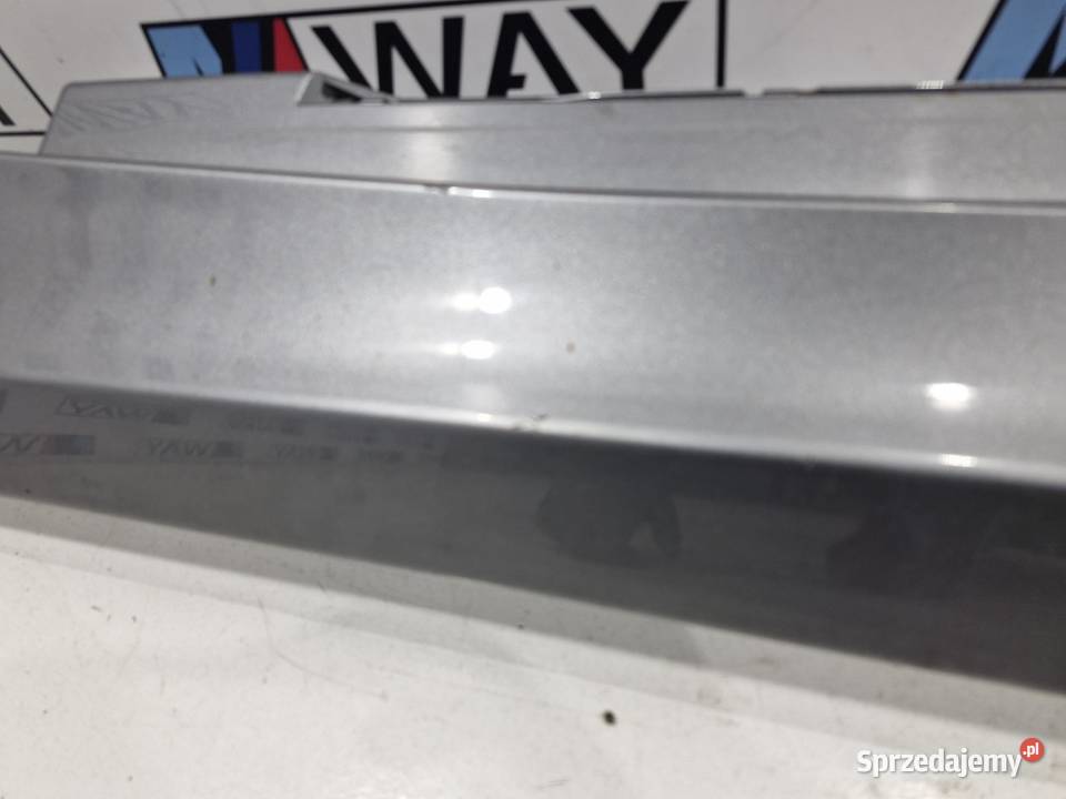 BMW E87 LISTWA NAKŁADKA PROGOWA A52 sprzedam