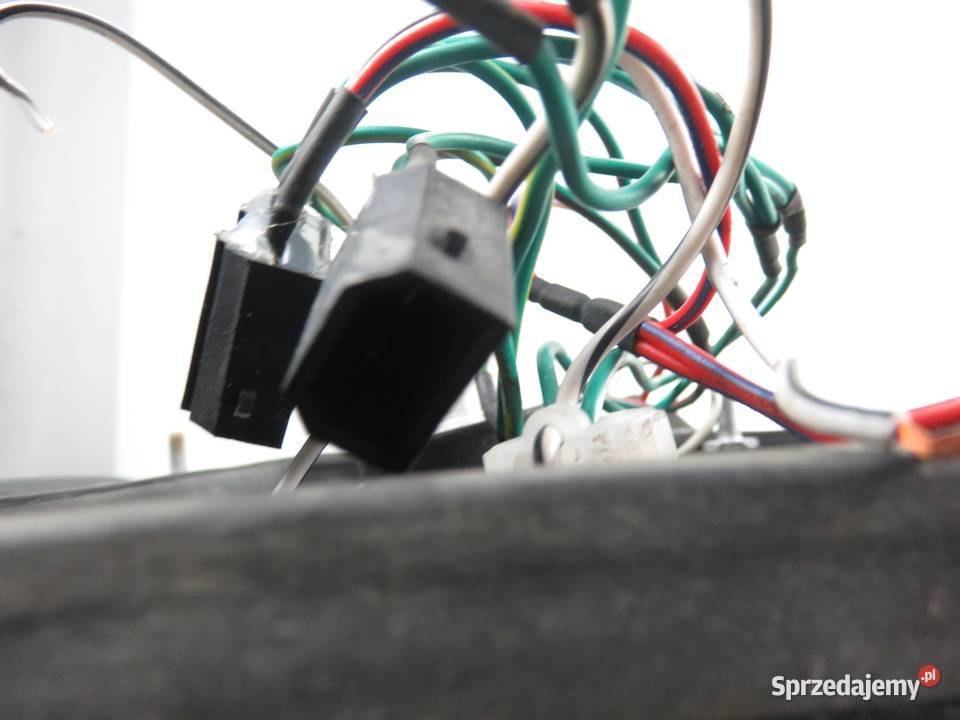 LAMPA PRAWA TYLNA VW PASSAT B5 3B2 osobowe sprzedam