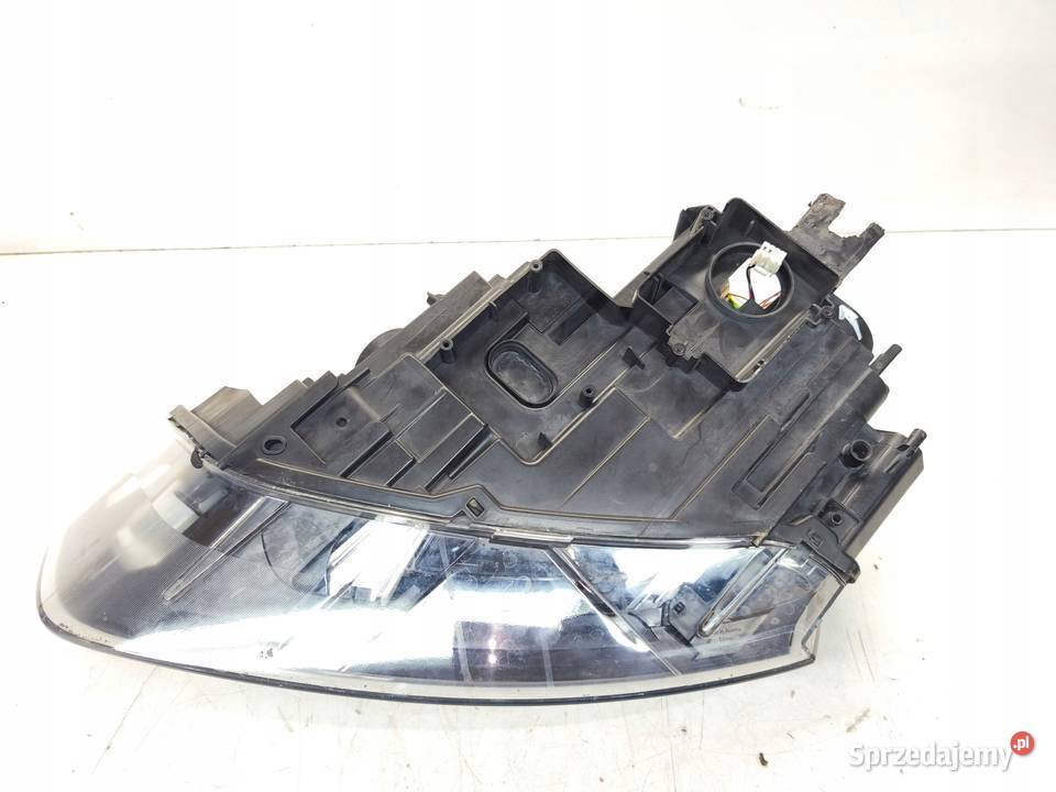 REFLEKTOR LAMPA PRAWY PRZÓD XENON LED AUDI Q3 8U Lampy przednie Przystajń