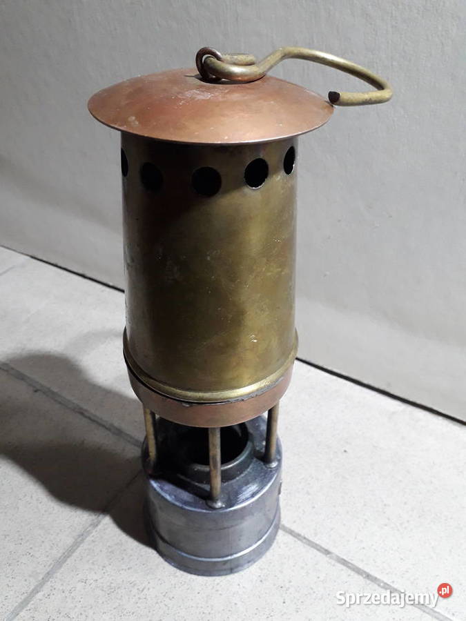 Zabytkowa mosiężna lampa górnicza