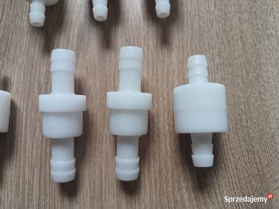 Zawór zwrotny plastik zestaw 7 sztuk na wężyk Tczew sprzedam