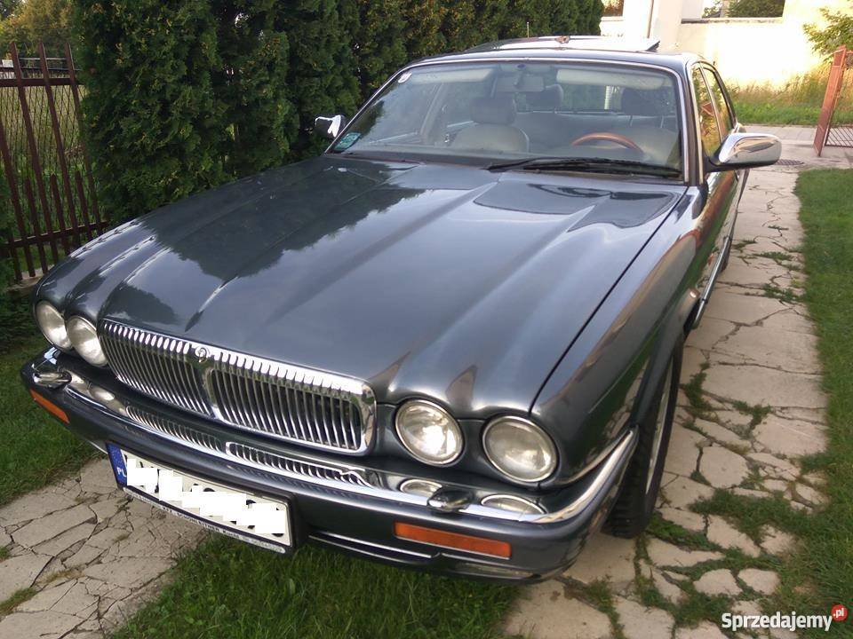 JAGUAR Daimler Double Six Sedan II 60 311 KLASYK