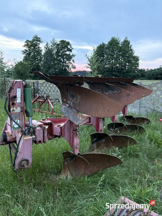 Plug obrotowy 4skibowy Unia Grudziądz Rolnictwo Łukomie-Kolonia