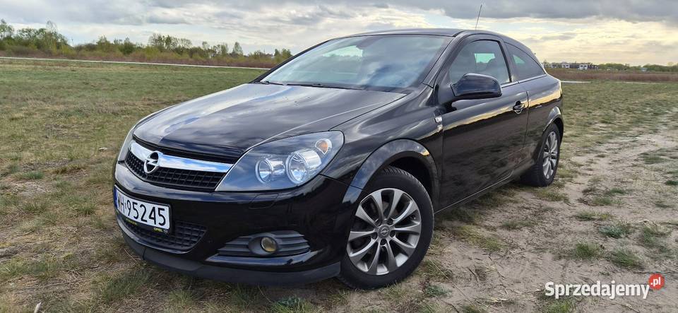Opel Astra H GTC 16 benzyna 2010r stan nieuszkodzony Warszawa