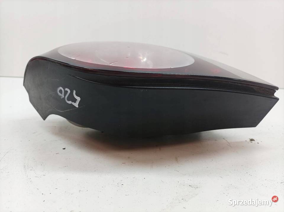 LAMPA TYŁ PRAWA LIFT FL 9N USZKODZONA VW świętokrzyskie