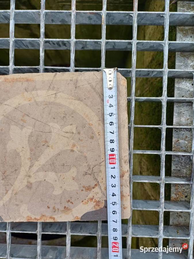 Stara 120 lat płytka podłogowa ceramiczna rogowa Lubań