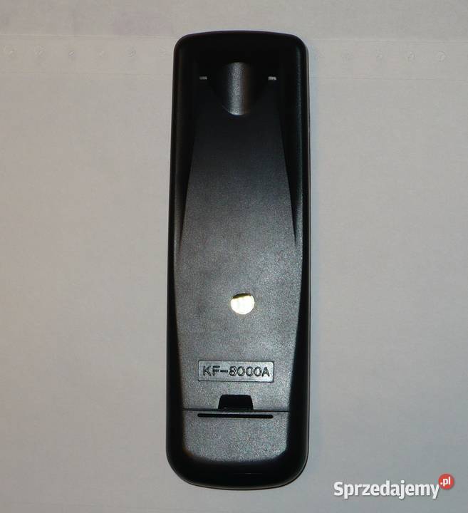 Pilot do odtwarzacza DVD model KF8000A