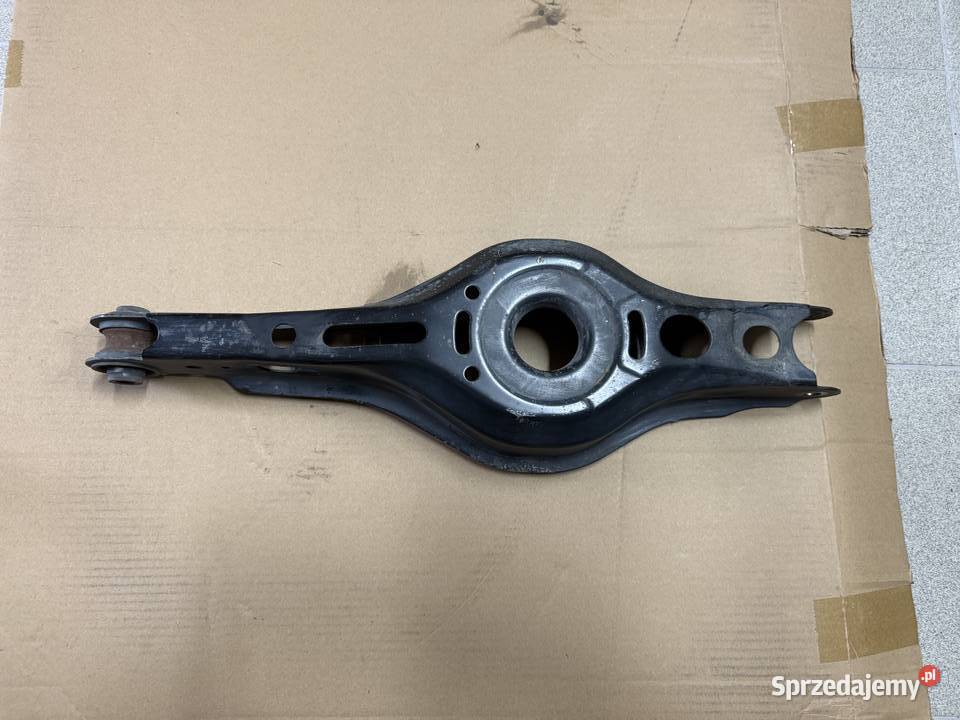 Toyota Chr 18 hybryda wahacz dolny tył oryginał podkarpackie Kolbuszowa Dolna sprzedam