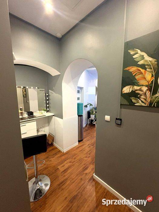 Gotowy salon kosmetyczny na sprzedaż centrum Fryzjerstwo i kosmetyka Wrocław