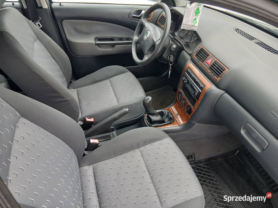 Skoda Octavia 19 TDI 2003 na pompie Octavia Ciechanowiec