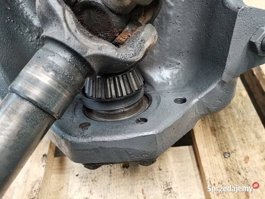Zwrotnica Fendt 824 Vario Wilkowo sprzedam