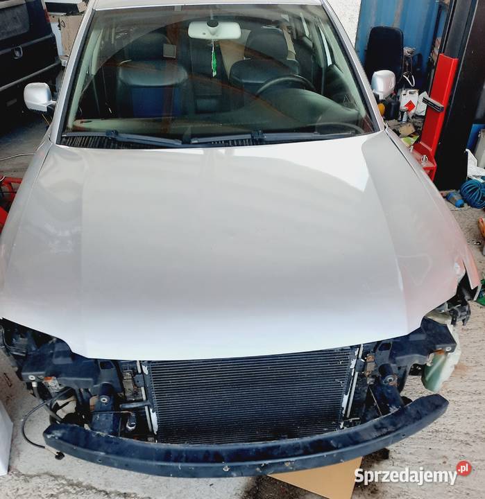 Maska VW Passat B5 zagięty narożnik LA7W srebrna Maski śląskie Szczerbice