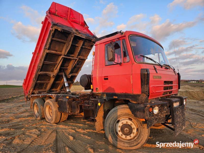 Tatra 815 V10 280 czerwony