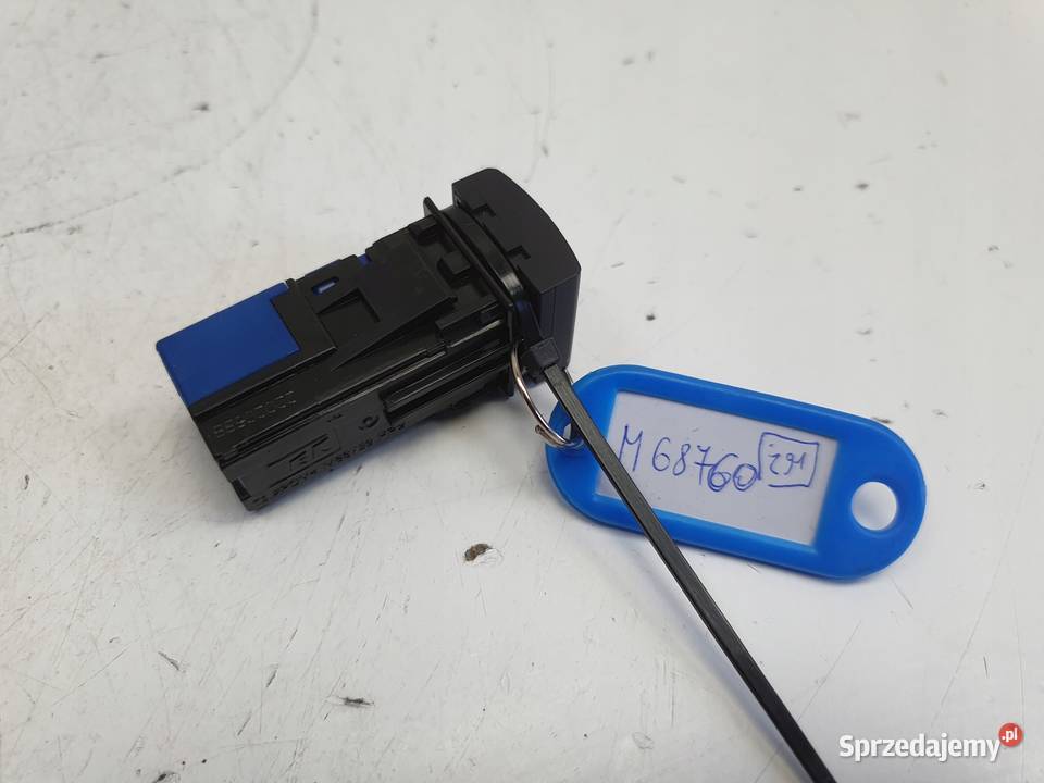 Toyota Corolla E21 PRZYCISK PODGRZEWANIA