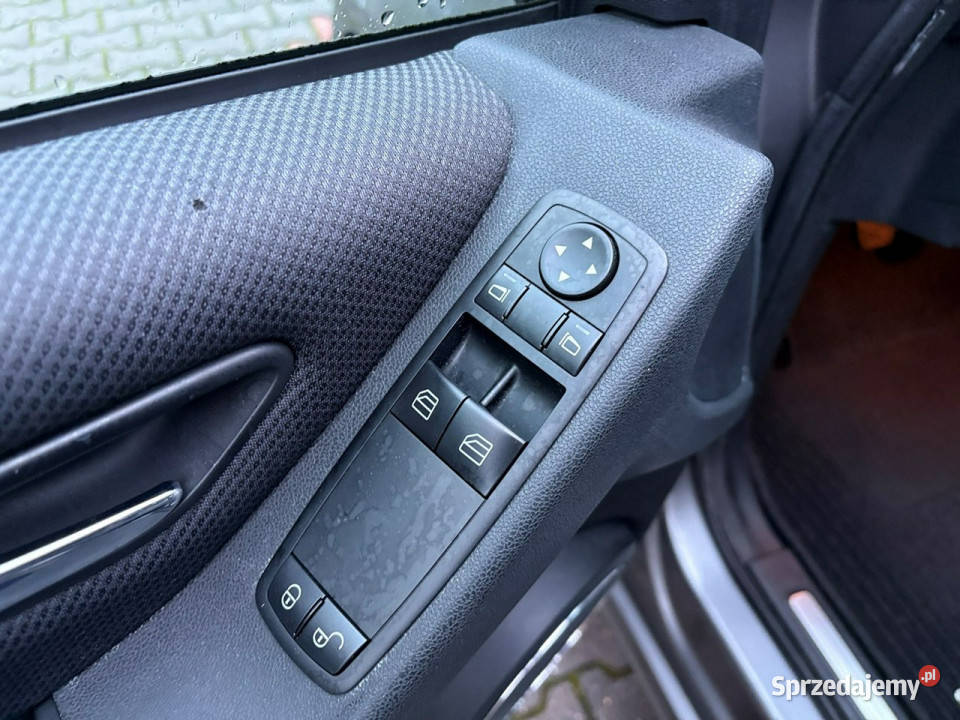 Mercedes A 180 17 benzyna Avantgarde Półskóry mazowieckie