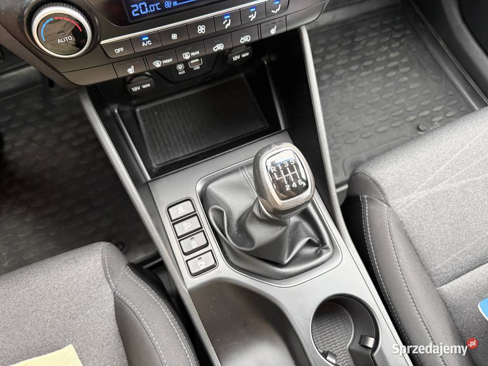 Hyundai Tucson 16 BENZYNA Klimatronik Nawigacja 1600cm3 Konin