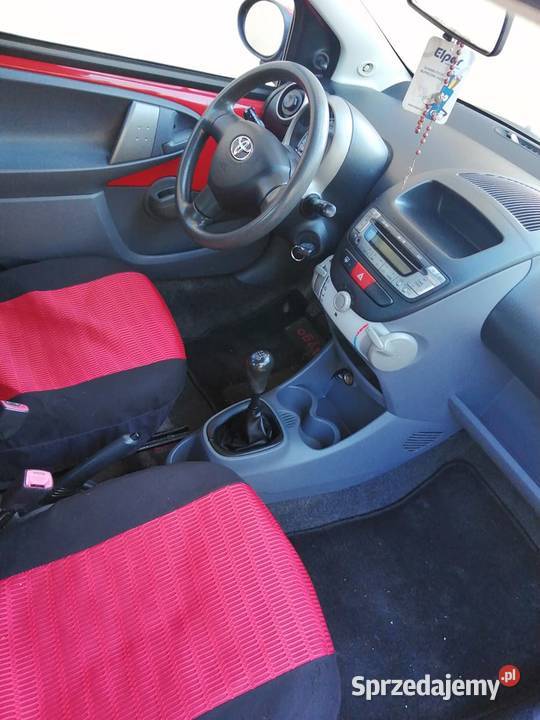Toyota aygo 2006r 4 drzwi 2 kluczyki Męcina
