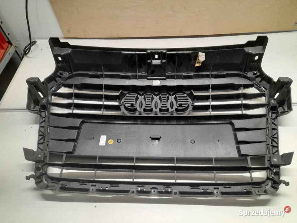 AUDI A1 8XA 1318r GRILL ATRAPA CHŁODNICY Goleniów sprzedam