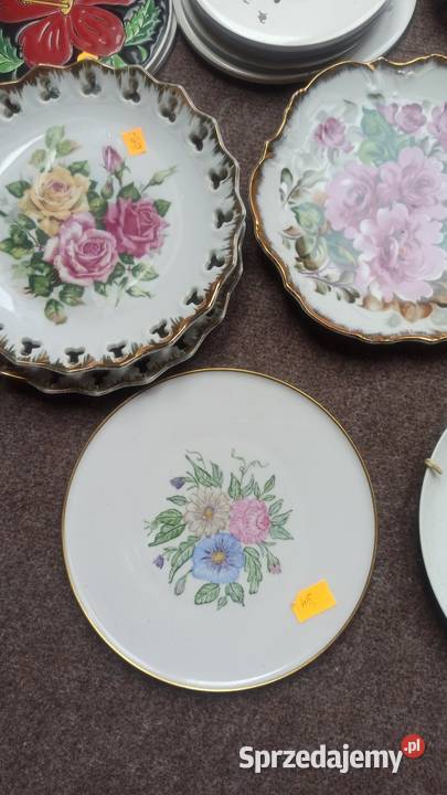 Talerz z owocami Ananas Jabłko śliwki
Można i Porcelana i szkło pomorskie Gdańsk