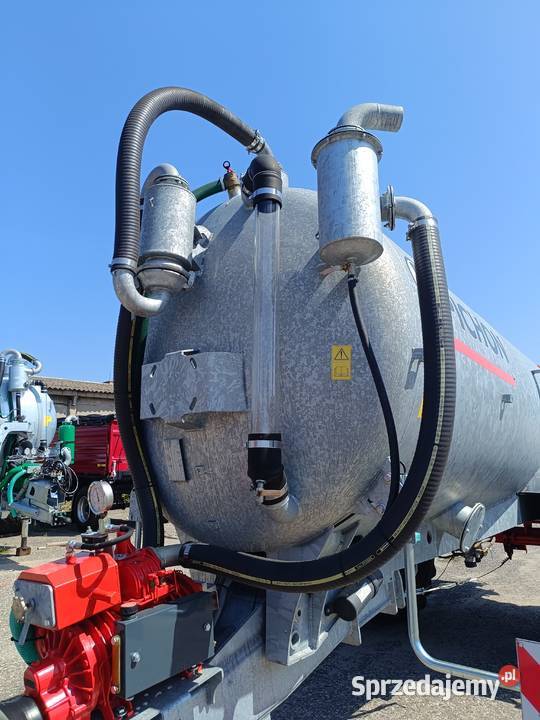 Wóz asenizacyjny Pichon TCI 11350R nieuszkodzony mazowieckie Ciechanów