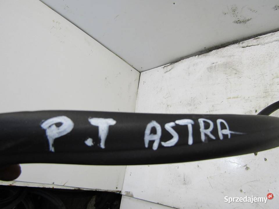 USZCZELKA DZWI PRAWY TYŁ PRAWA TYLNA ASTRA K HB
