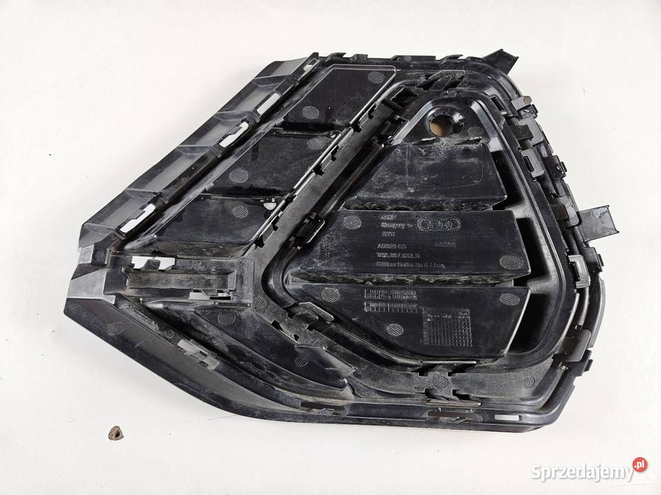 AUDI Q3 II 83A SLINE KRATKA PRAWA ZDERZAKA PRZÓD Atrapy wielkopolskie Międzychód