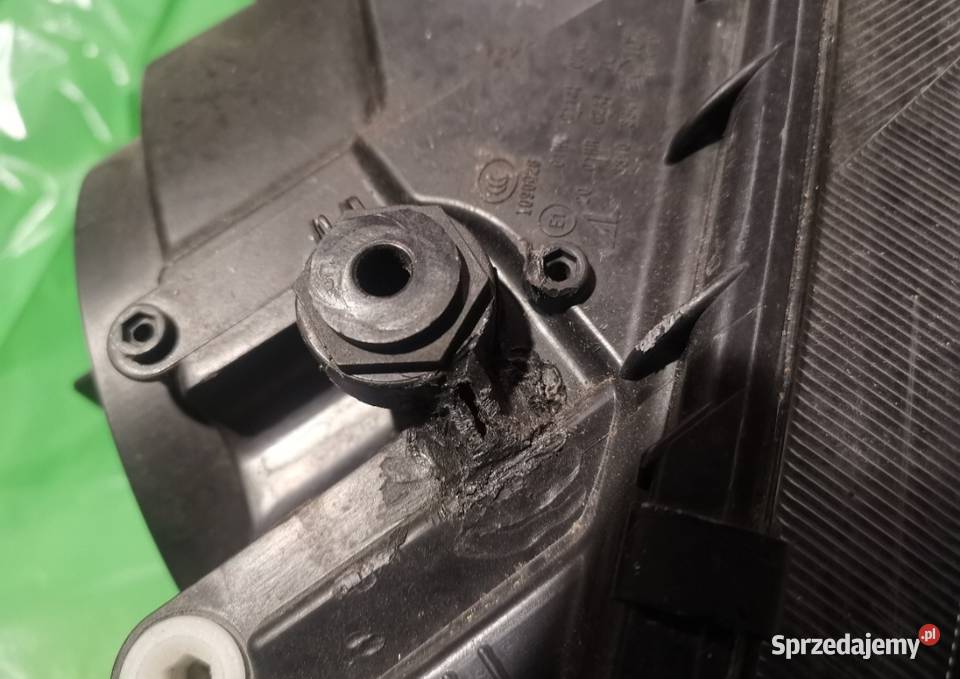 Skoda Octavia 3 lampa przód prawa 5E1941016 osobowe podkarpackie