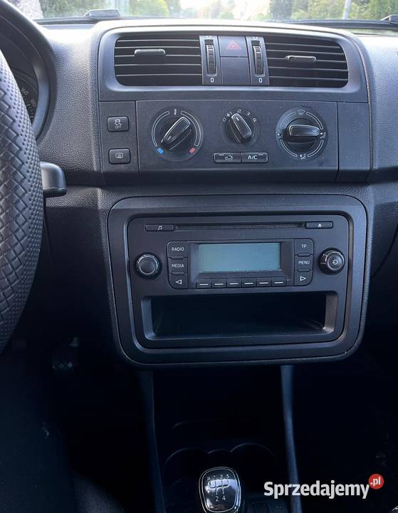 Skoda Fabia 12 12V Active 2014 manualna śląskie sprzedam