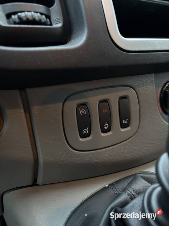 Renault Trafic 2013 9 osób hak ważne PT i OC Wągrowiec