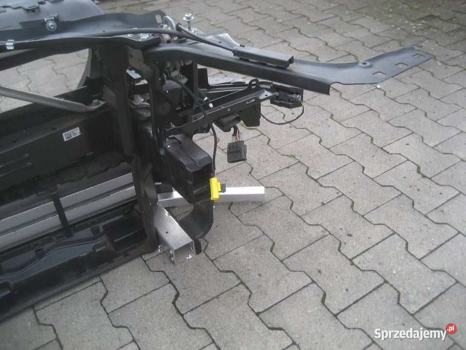 bmw x1 u11 2226r pas przedni zamki belka 7011116 Rakoniewice
