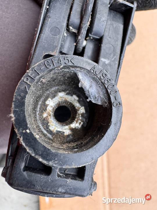 Ramię tylnej wycieraczki Toyota Yaris III Brzesko sprzedam