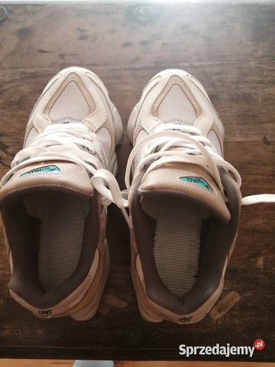 Buty sportowe 24cm sprzedam
