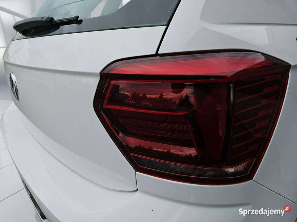 Volkswagen Polo VI Hatchback 5d 10 MPI 75 VI mazowieckie Janki