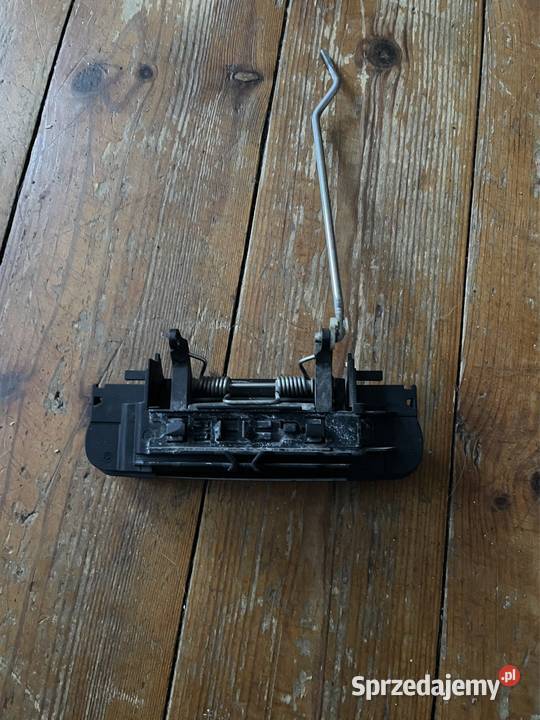 Klamka prawy przód A4 B6 LY7W Suwałki