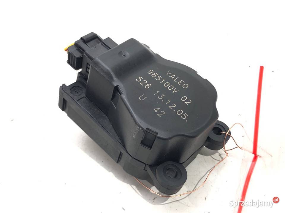 SILNICZEK NAGRZEWNICY OPEL 985100V VECTRA C 0209