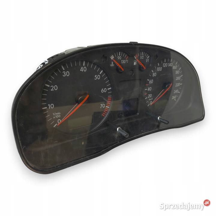 LICZNIK ZEGARY 3B0920822 VW Passat B5 16 16V 18 osobowe