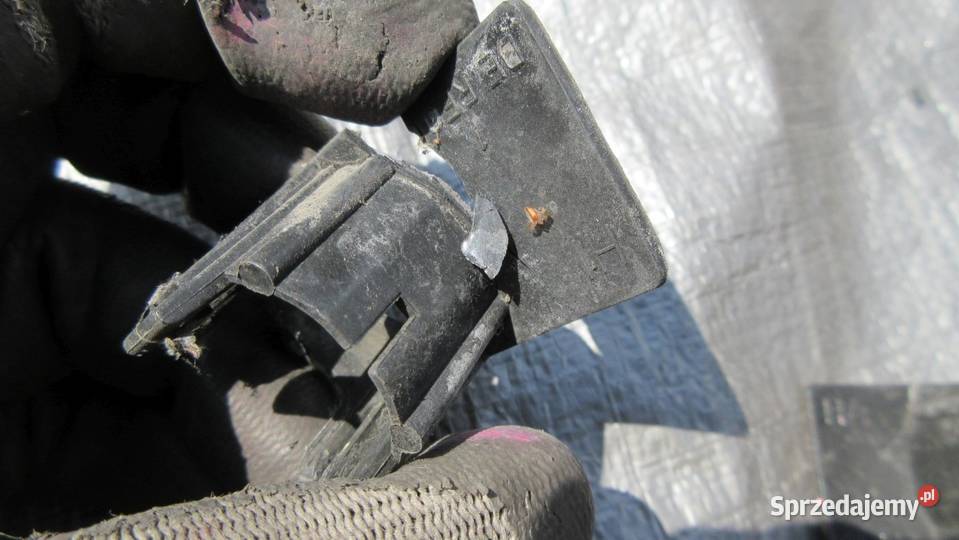 PASSAT B6 SEDAN KOSZYK UCHWYT CZUJNIKA PDC osobowe Ruda Śląska