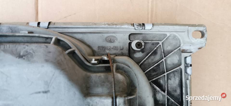 Lampa przednia lewa Mercedes W123 W 124 Lampy przednie