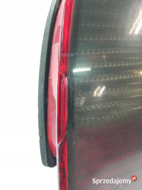 LAMPA TYŁ LEWA LIFT FL SEDAN VW Volkswagen Rok produkcji 2003