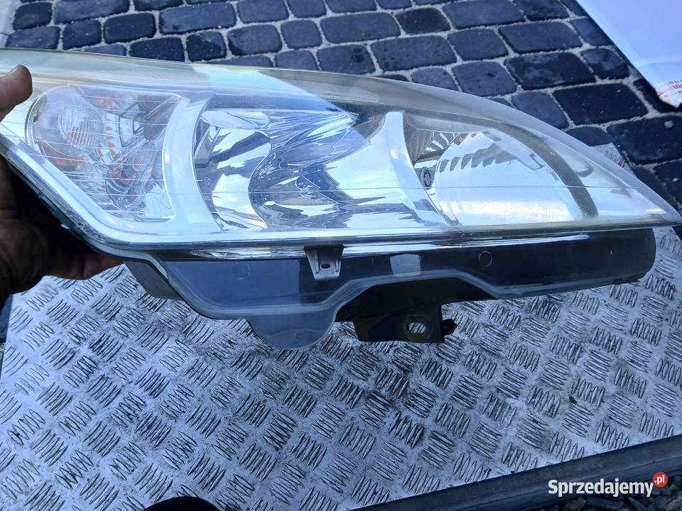 Reflektor Lampa prawy przód EU 9646893880 małopolskie Radłów